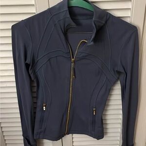 Blue lululemon define